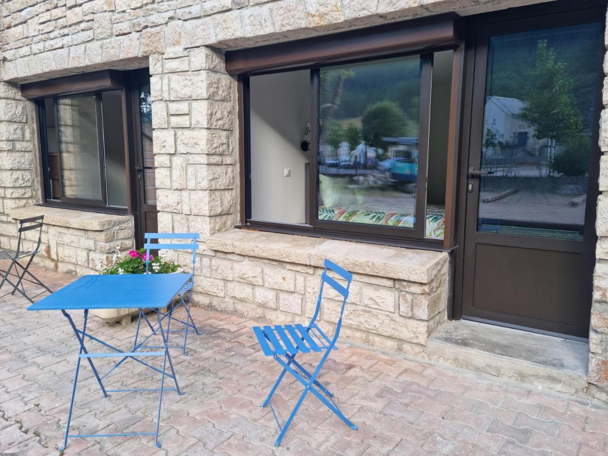 Studio Gites Au Pont De La Gineze Barjac  Zewnętrze zdjęcie