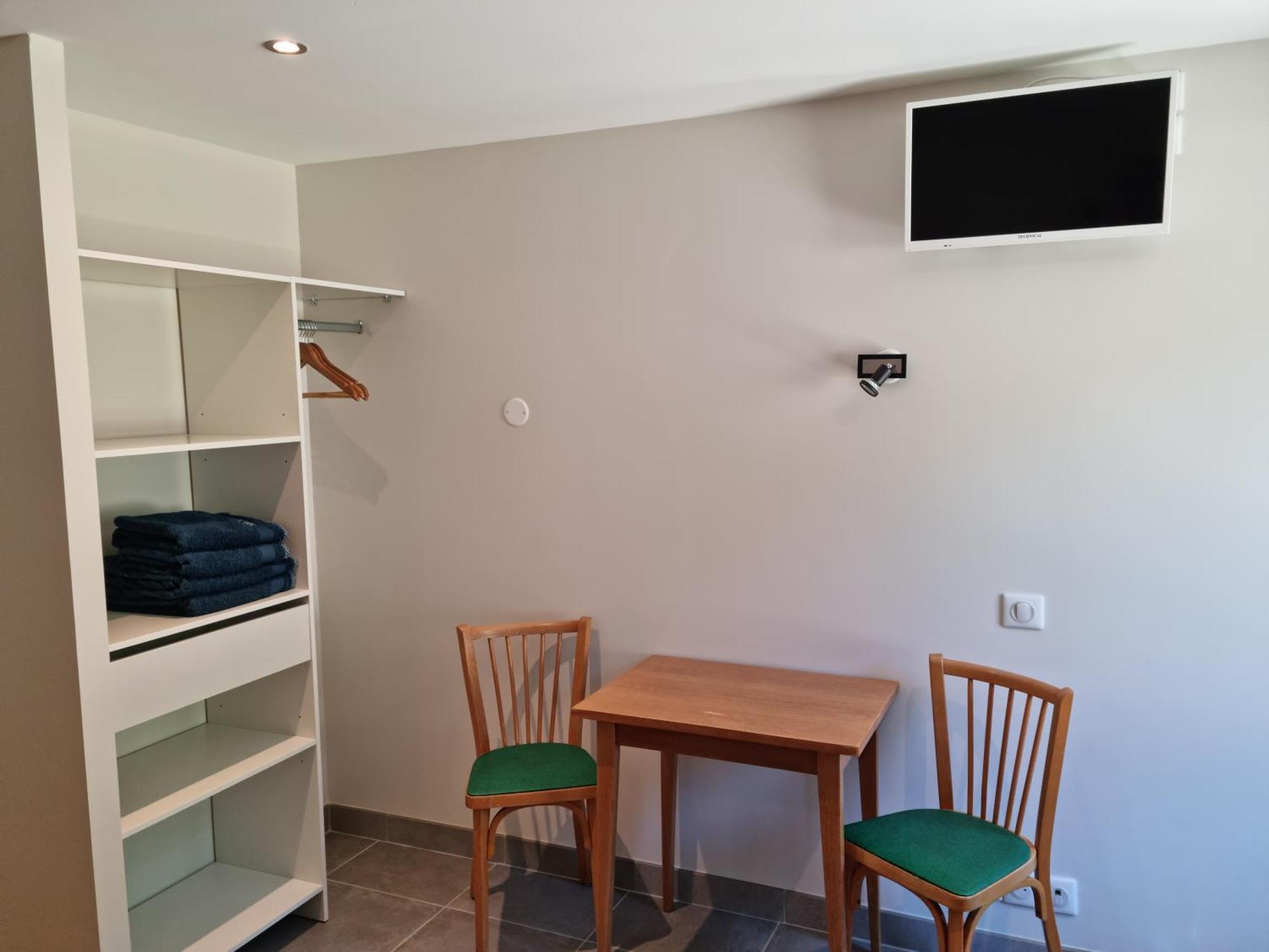Studio Gites Au Pont De La Gineze Barjac  Zewnętrze zdjęcie