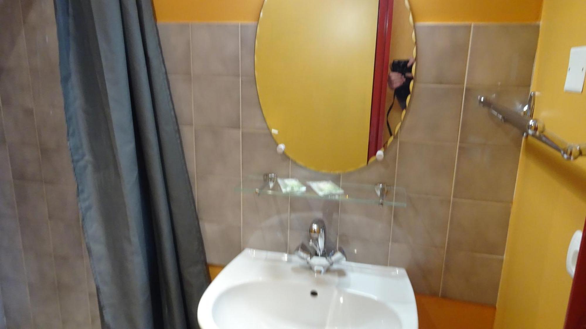 Studio Gites Au Pont De La Gineze Barjac  Zewnętrze zdjęcie